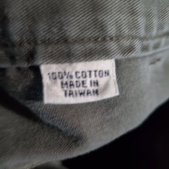 J.Crew Shorts Mens 34 Green Cotton Cargo Style Large Pockets Durable - Picture 3 of 10